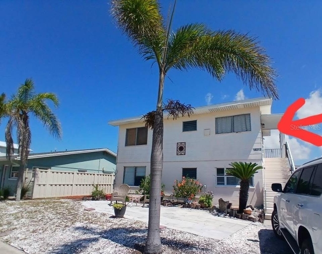 18213 Gulf Boulevard - Photo 1