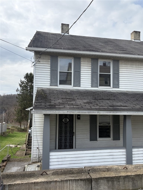 1154 Eisenhower Dr - Photo 1