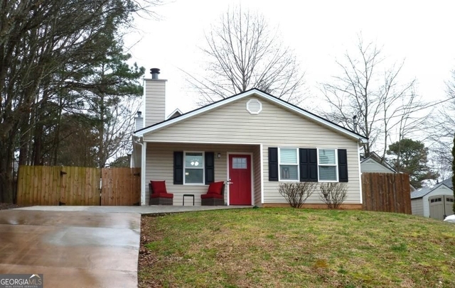 2840 Capri Drive - Photo 1