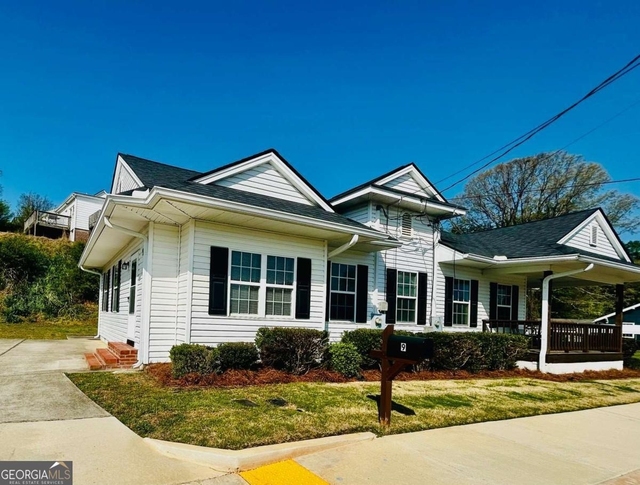 9 Victory Street - Photo 1