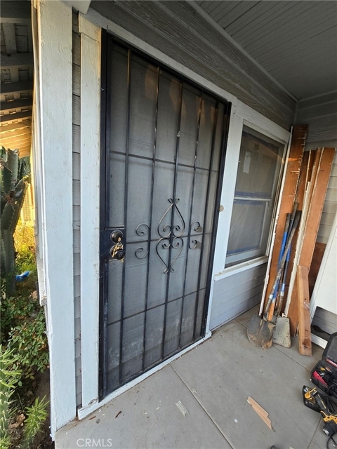154 N 1st - Photo 1