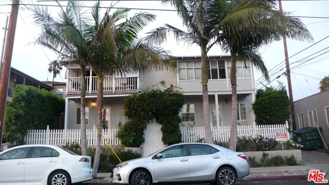 252 Hampton Drive - Photo 1