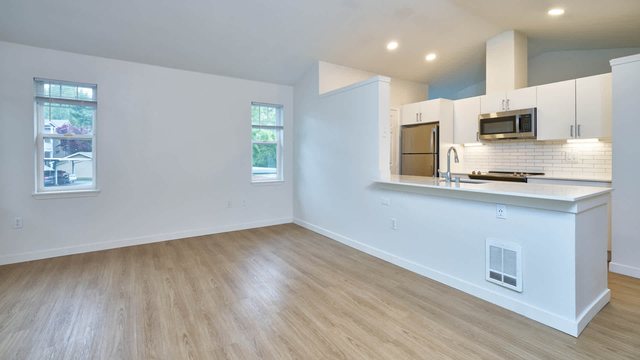 21623 16th Drive Se - Photo 1