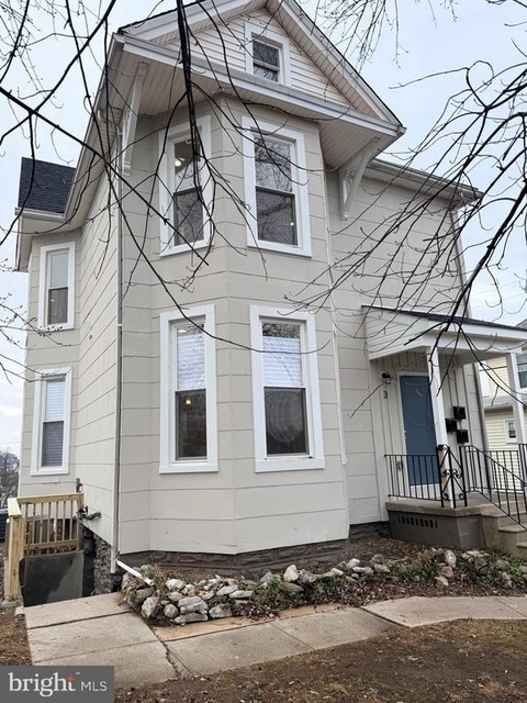 3 E Overlea Avenue - Photo 1