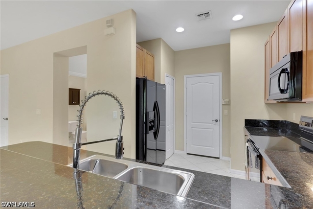 10260 Olivewood Way - Photo 1