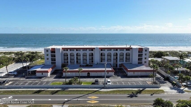 1305 S Atlantic Avenue - Photo 1