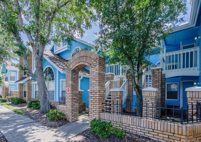 2735 N Poinciana Boulevard - Photo 1