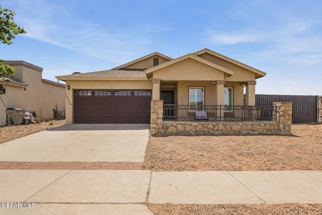 12748 Tre Maximiliano Avenue - Photo 1