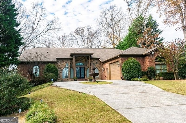 2050 Oak Grove Road Ne - Photo 1