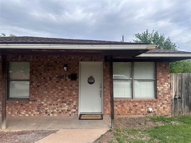 1651 Palm Street - Photo 1