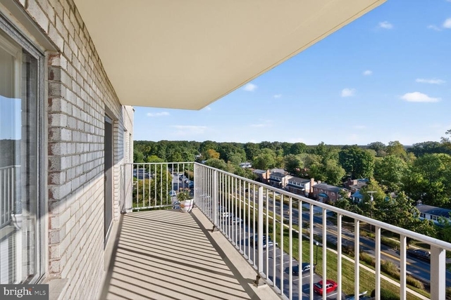 1111 University Boulevard W - Photo 1