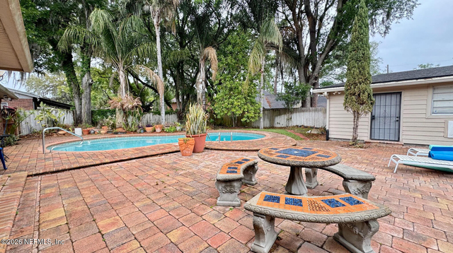 5557 Floral Avenue - Photo 1