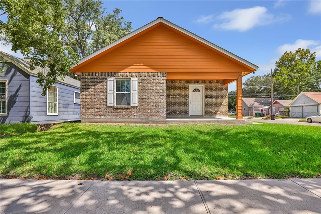 520 E Defee Avenue - Photo 1