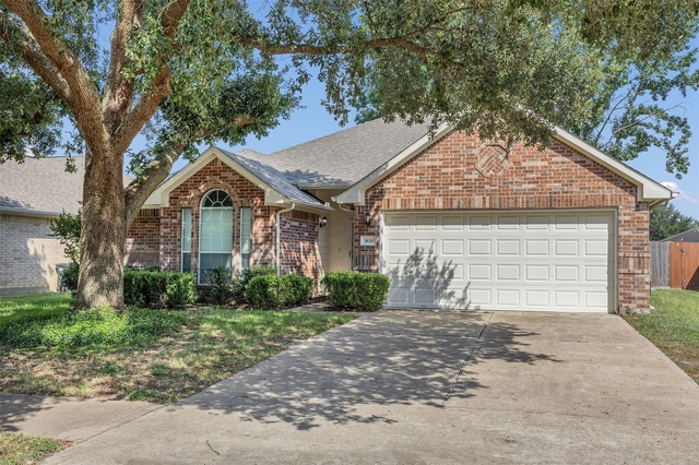 3830 Landon Park Drive - Photo 1