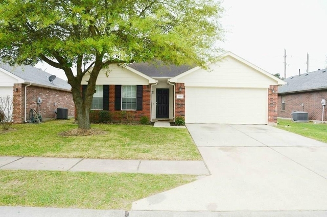 10011 Nw Park Place Drive - Photo 1