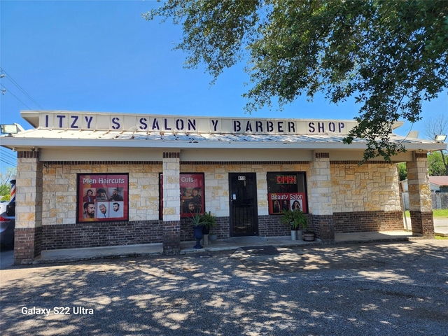 410 Rosamond Street - Photo 1