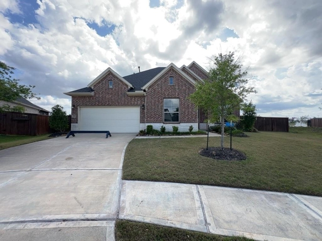 5602 Caracara Street - Photo 1