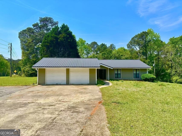 100 Lakeview Lane - Photo 1