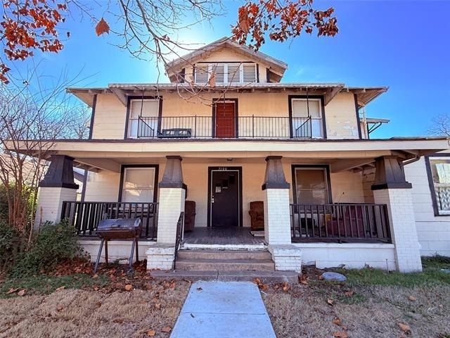 3100 Avenue G - Photo 1