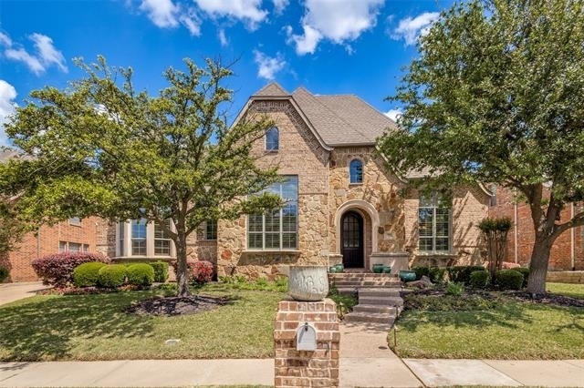 901 Sandy Trail - Photo 1