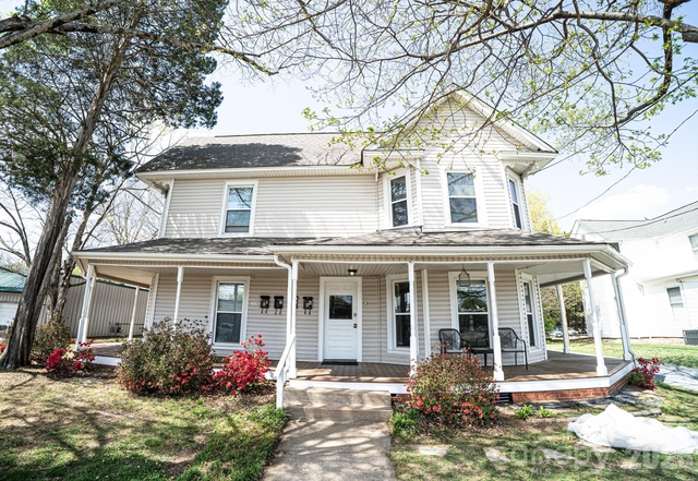 405 N Main Street - Photo 1