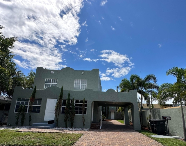 340 Walton Boulevard - Photo 1