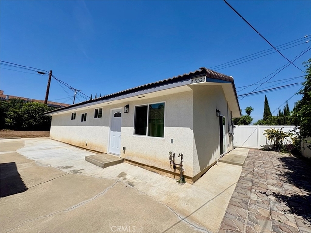 15323 Via Verita Avenue - Photo 1