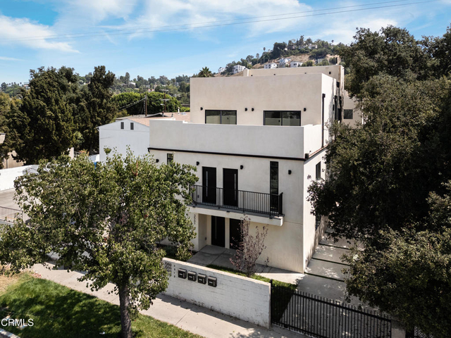3564 N Eagle Rock Boulevard - Photo 1