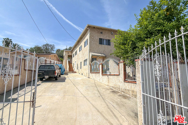 3331 1/2 City Terrace Drive - Photo 1