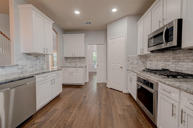 3827 Garden Way - Photo 1