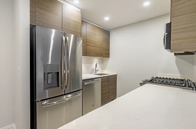 W 48th St - Photo 1