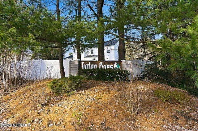 78 Diane Drive - Photo 1