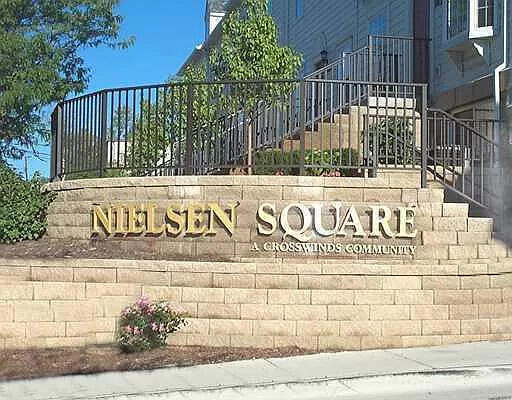 1021 Maiden Lane - Photo 1