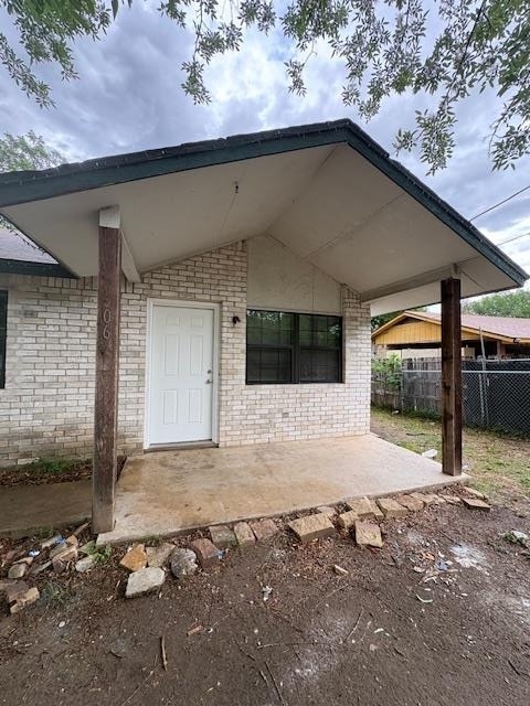 606 Guadalimar St - Photo 1