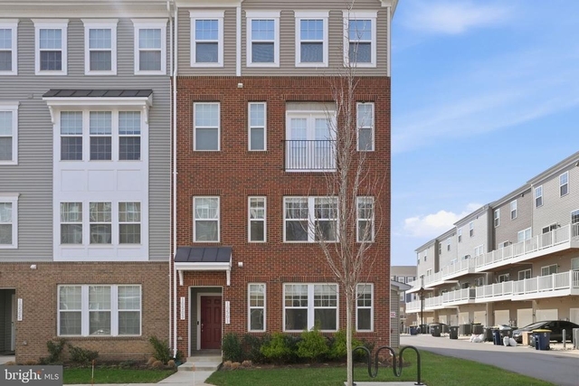 10501 John Glenn Street - Photo 1