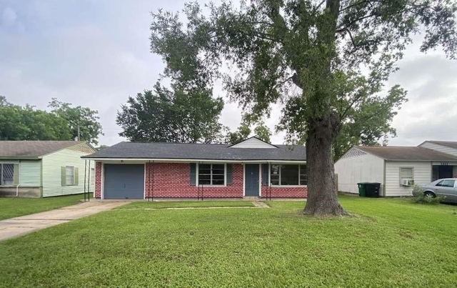 5715 Belmark Street - Photo 1