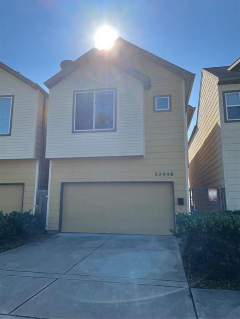 5204 Hershe Street - Photo 1