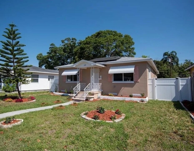 1329 34th Avenue N - Photo 1