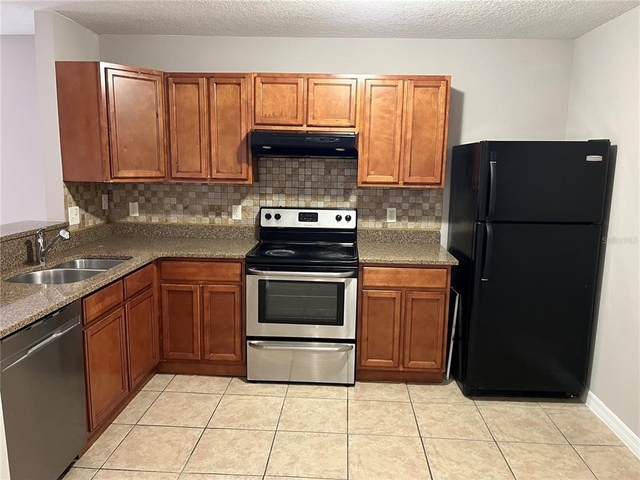 4960 Warrior Lane - Photo 1