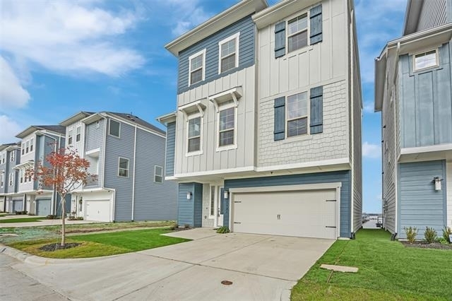 1121 Marc Place - Photo 1