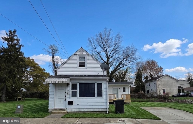 46 Lincoln Street - Photo 1