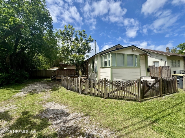 3673 Randall Street - Photo 1