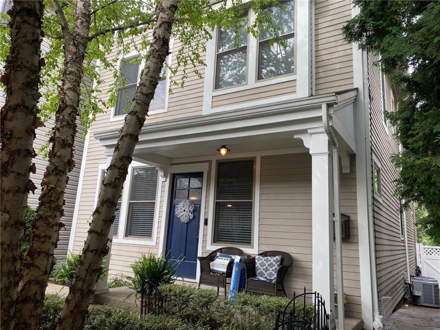 706 Ivy St Unit 2 - Photo 1