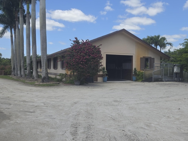 14127 Equestrian Way - Photo 1