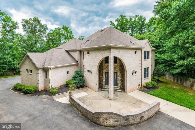 18 Nantucket Court - Photo 1