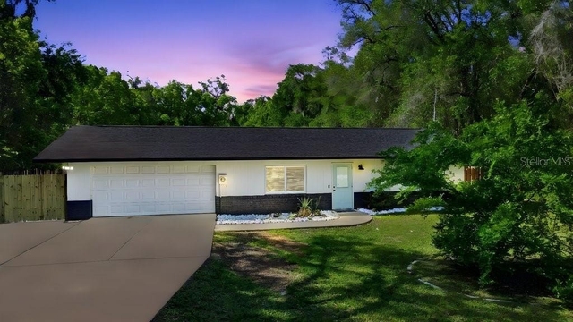 550 E Minnesota Avenue - Photo 1