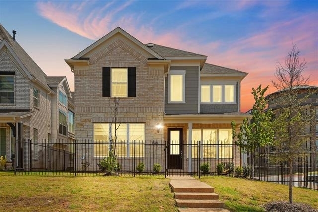 1549 Pirene Alley - Photo 1