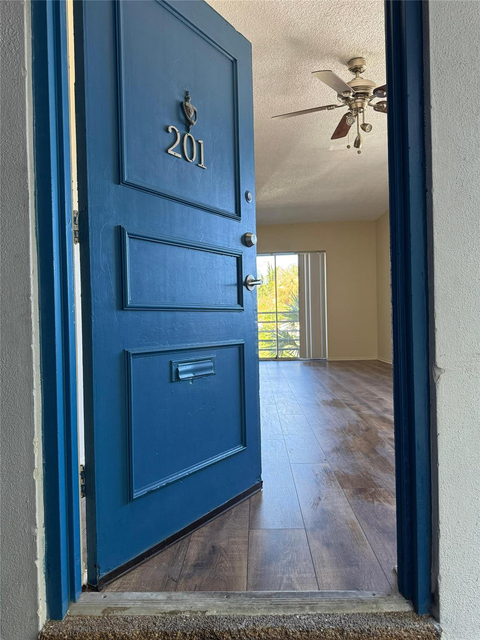 1407 Ne 56th Street - Photo 1