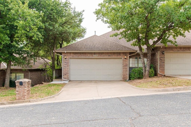 1718 Windhill Avenue - Photo 1