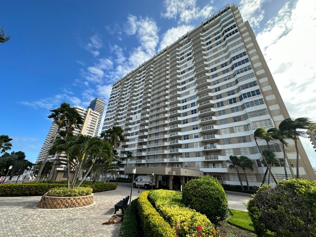 1985 S Ocean Drive - Photo 1